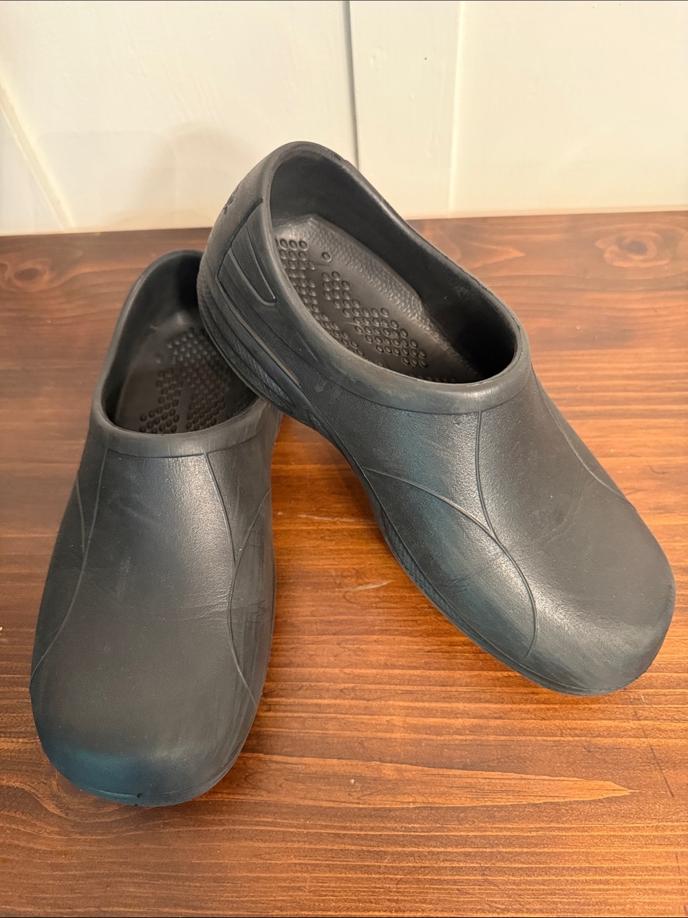 TredSafe Slip Resistant Garden Clogs Work Shoes Black Women’s 8
